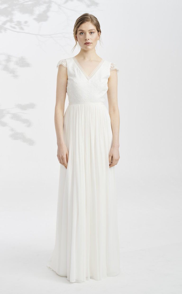 Elegantes Brautkleid mit Spitze: Vanea