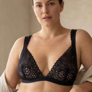 kisui Berlin Dessous Schwarze Spitze Lingerie