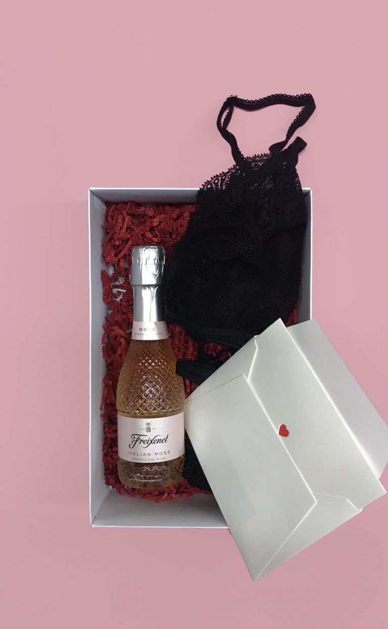 A lovely Valentinsbox – Legal Sin