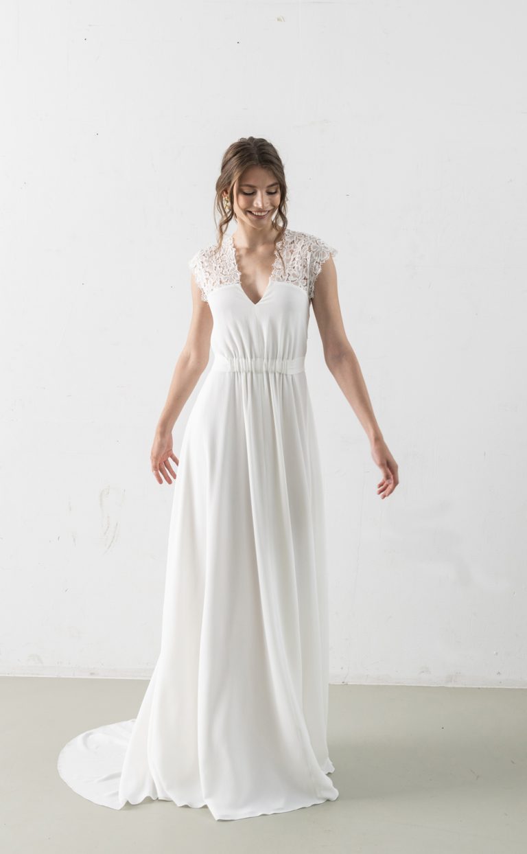Ayodele – Wedding dress with lace