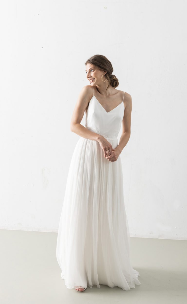 Zolile – Simple Wedding Dress