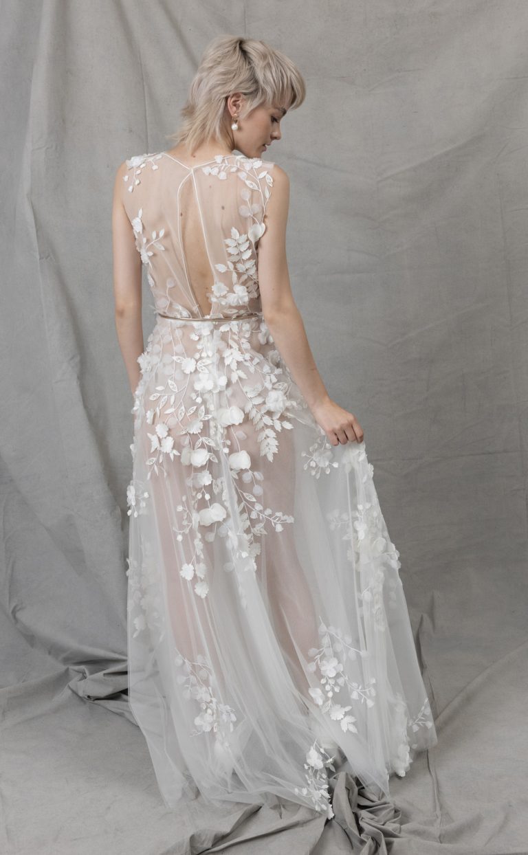 Wedding Dress: Style Arelli