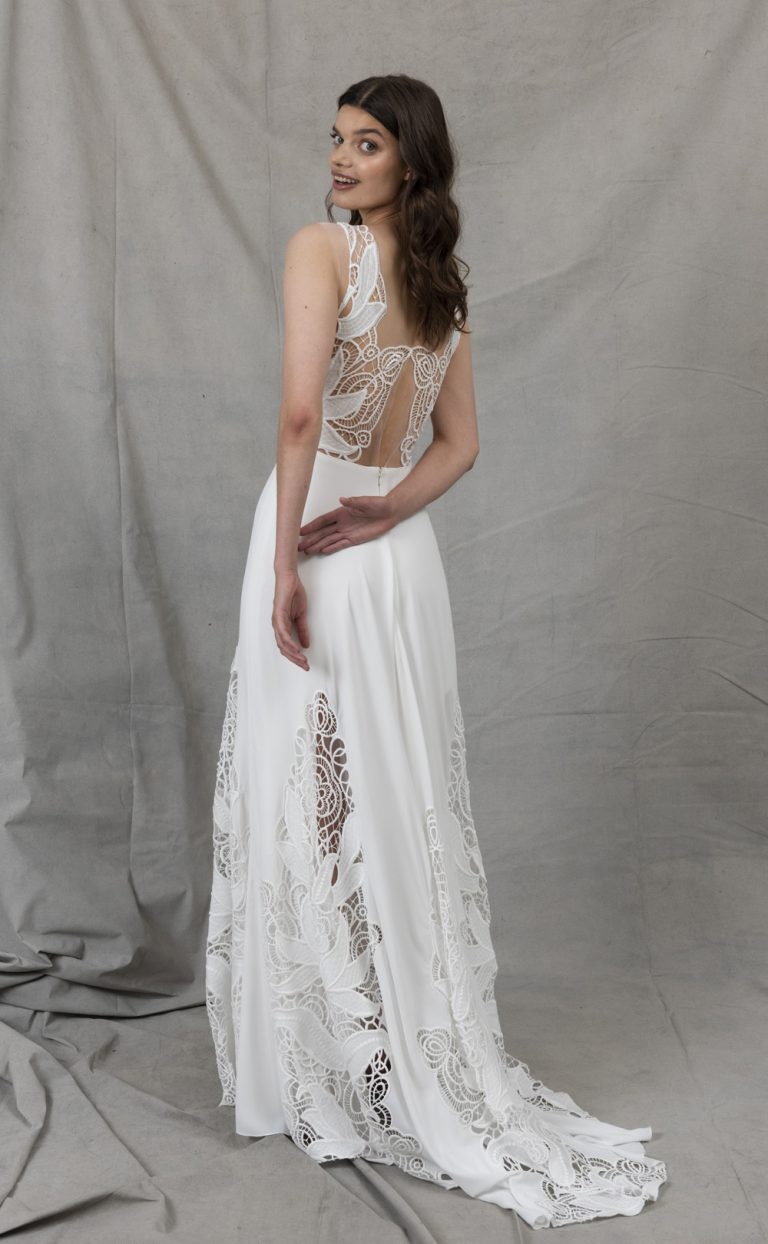 Fluent Boho Bridal Gown: Style Macra