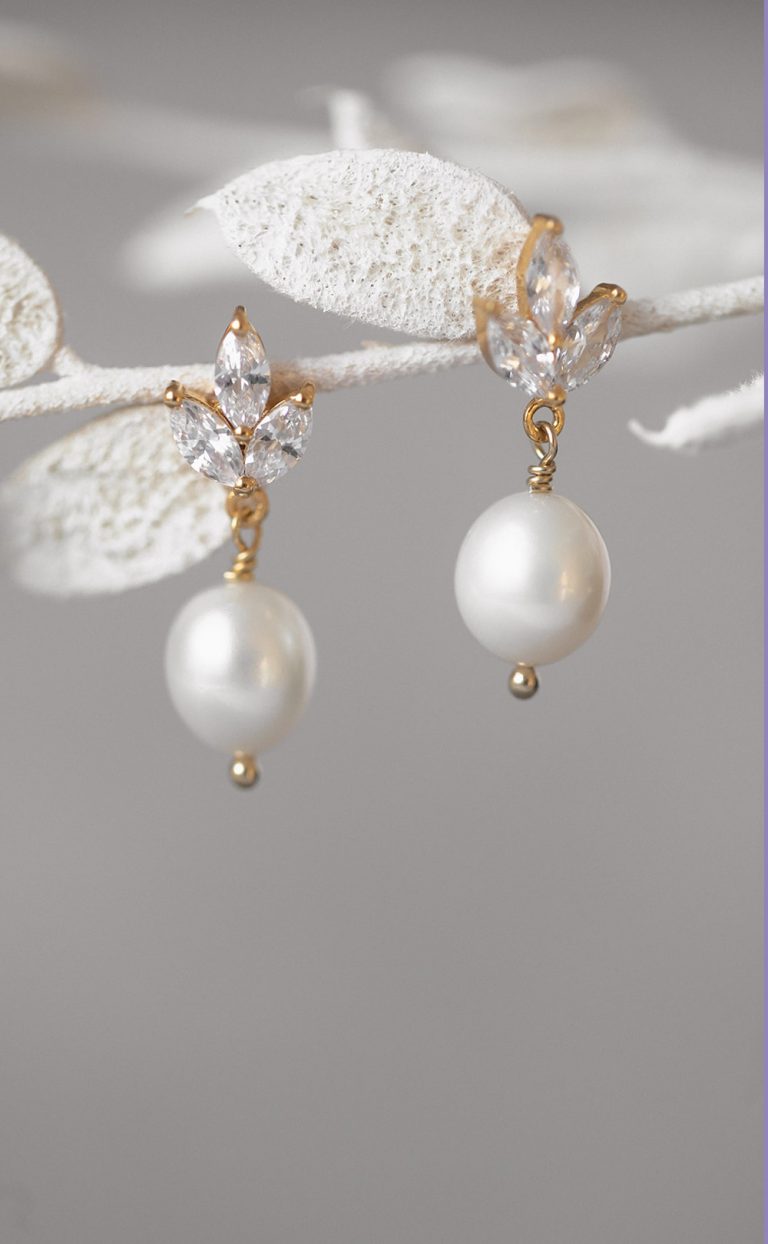 Inseparable – Kristall-Ohrstecker mit Perlen