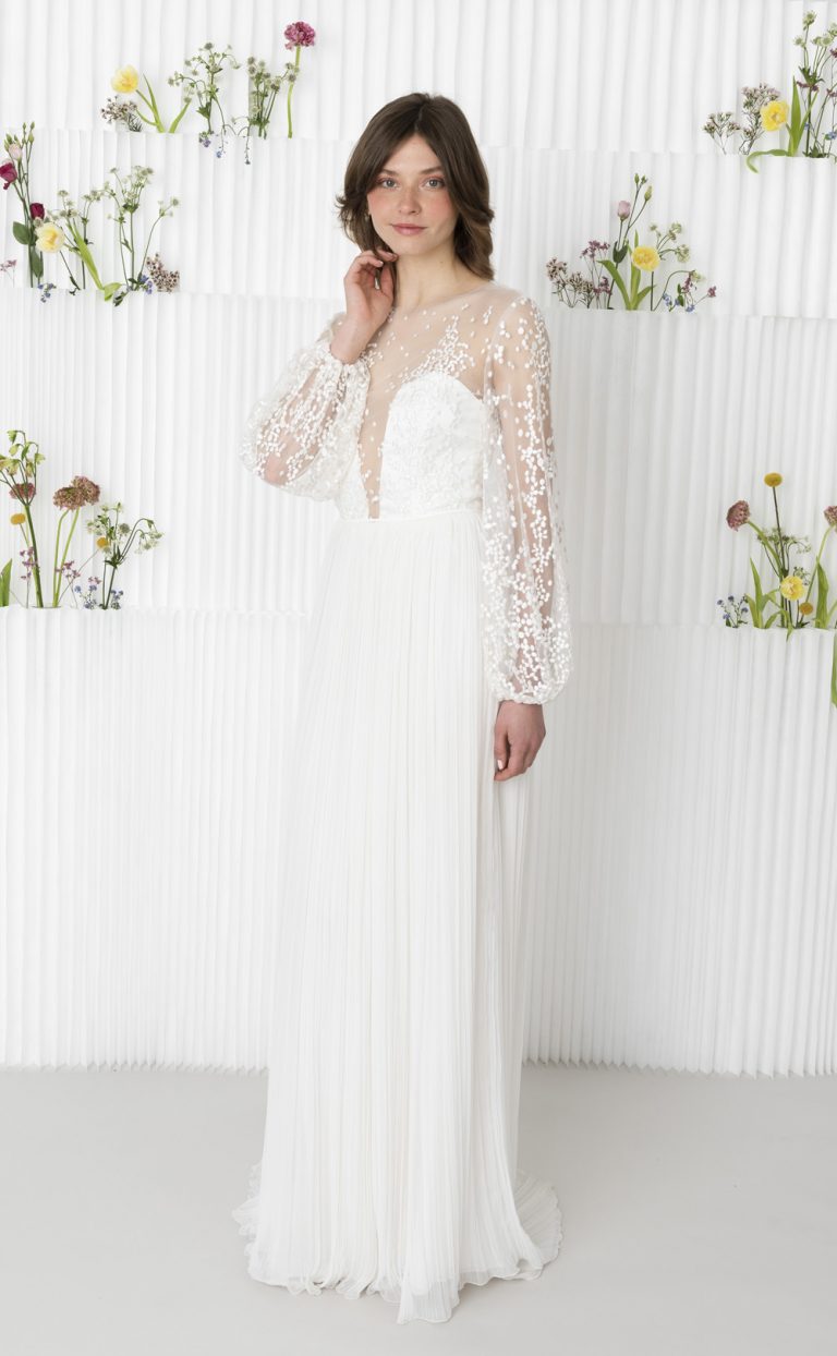 Bridal Dress with sleeves: Million Dots Pleats