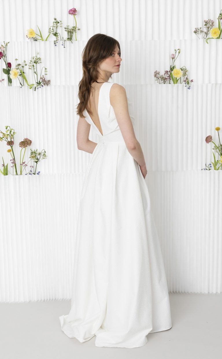 Wedding Dress with pockets: Style Norapure