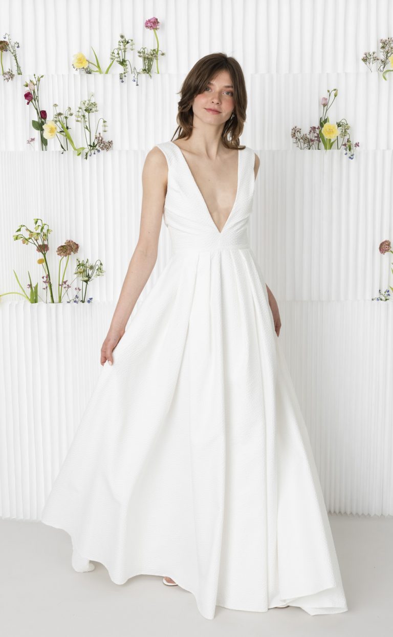 Wedding Dress with pockets: Style Norapure