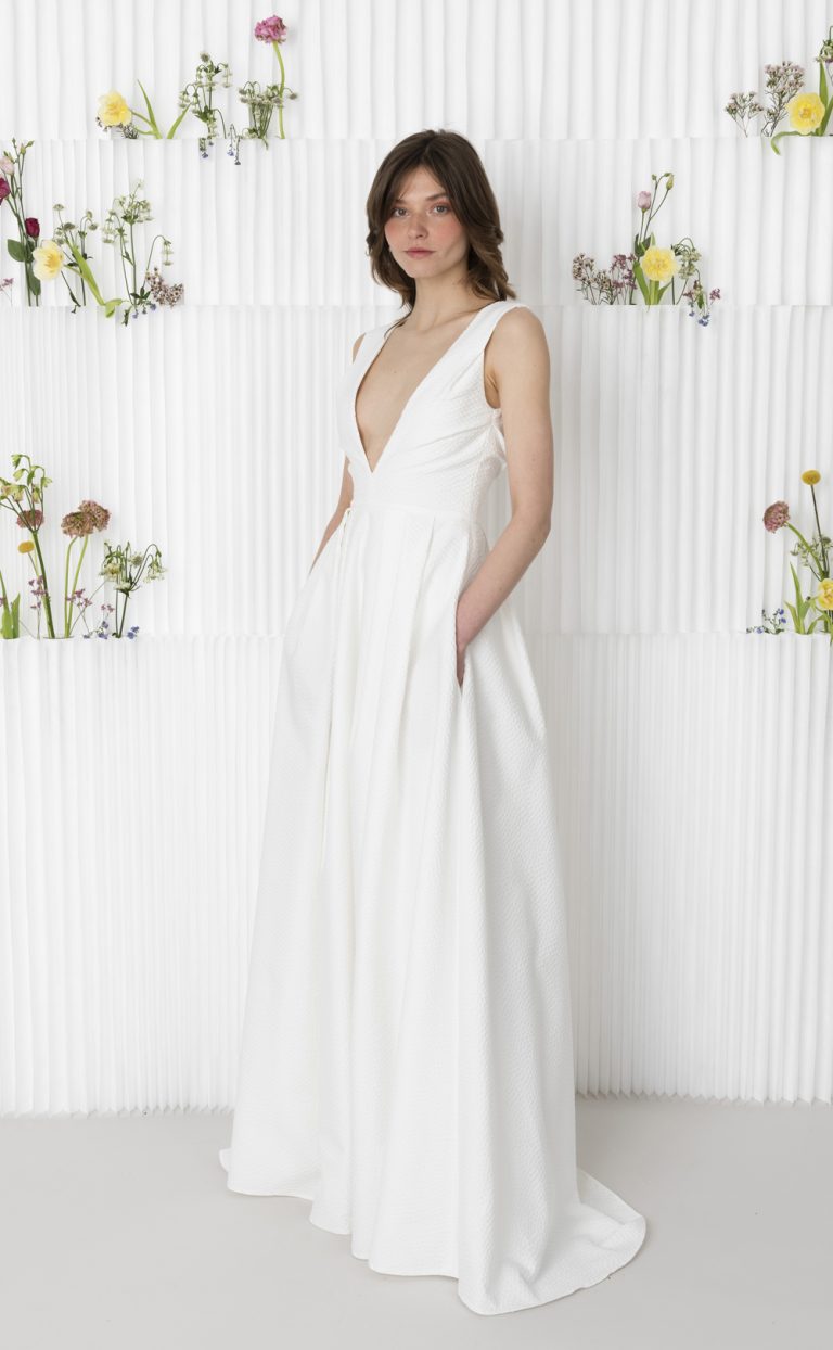 Wedding Dress: Style Norapure