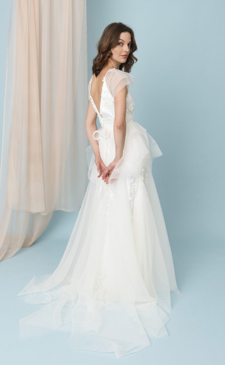 Wedding Dress: Modell Garden Plissee