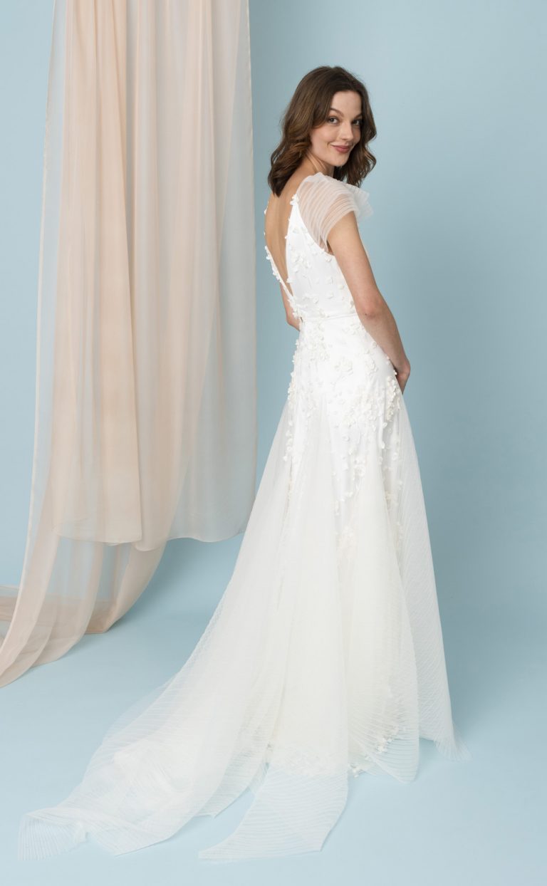 Wedding Dress: Modell Garden Plissee