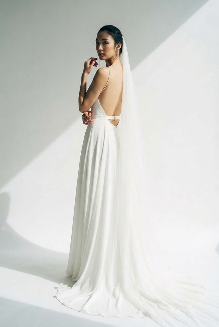 Pures Brautkleid: Modell Isis Georgia