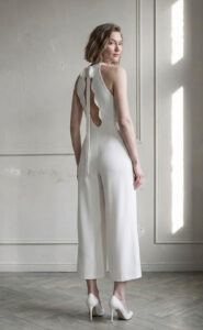 kisui Berlin Jumpsuit Neckholder back web kisui Berlin Jumpsuit Standesamt-Look Civil Wedding