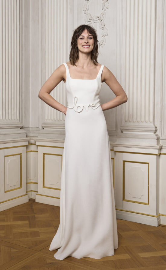 kisui Berlin Brautkleid Hochzeitskleid schlicht modern pure claen chic Gürtel Love Bridal Gown Wedding Dress simple