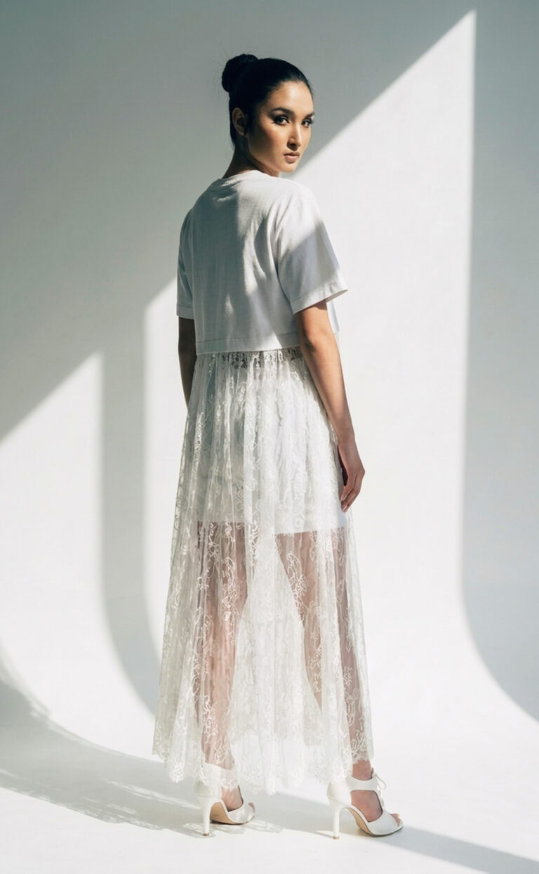 T-shirt Lace Dress – Brautkleid mit T-Shirt und Chantilly-Spitze