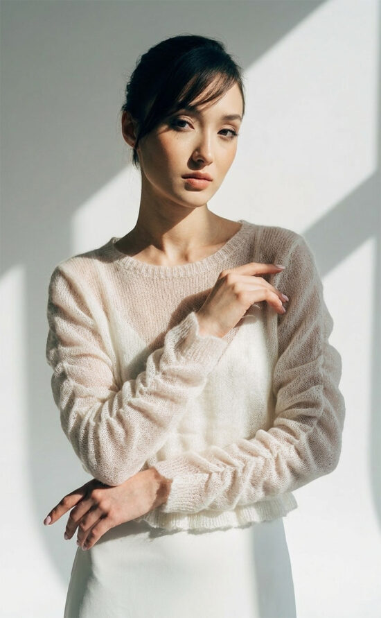 Lea Pullover – Weicher Brautpullover aus semitransparentem Mohair-Mix