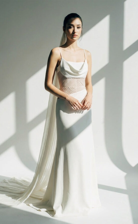 Nadé – Modernes Brautkleid mit geometrischen Tülldetails
